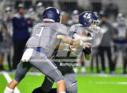 Thumbnail 3 in Westfield vs. Tomball Memorial (UIL 6A Area Playoff)  photogallery.