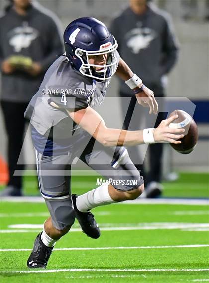 Thumbnail 3 in Westfield vs. Tomball Memorial (UIL 6A Area Playoff)  photogallery.