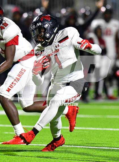 Thumbnail 2 in Westfield vs. Tomball Memorial (UIL 6A Area Playoff)  photogallery.