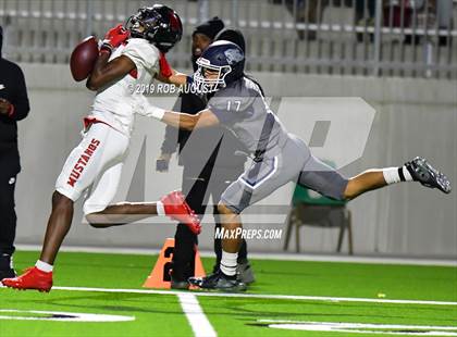 Thumbnail 2 in Westfield vs. Tomball Memorial (UIL 6A Area Playoff)  photogallery.