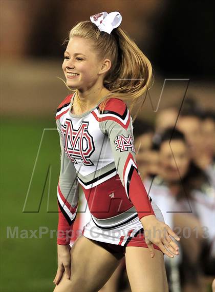 Thumbnail 3 in St. John Bosco vs. Mater Dei (CIF SS Pac-5 Division Final) photogallery.