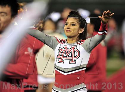 Thumbnail 3 in St. John Bosco vs. Mater Dei (CIF SS Pac-5 Division Final) photogallery.
