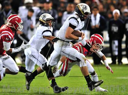 Thumbnail 2 in St. John Bosco vs. Mater Dei (CIF SS Pac-5 Division Final) photogallery.