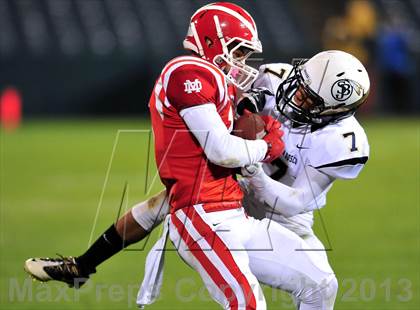 Thumbnail 3 in St. John Bosco vs. Mater Dei (CIF SS Pac-5 Division Final) photogallery.