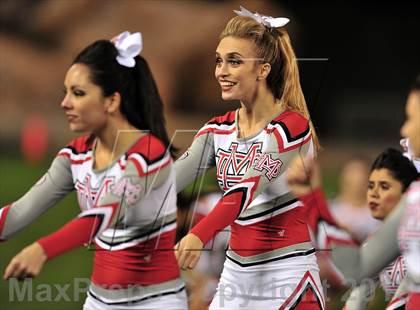 Thumbnail 2 in St. John Bosco vs. Mater Dei (CIF SS Pac-5 Division Final) photogallery.