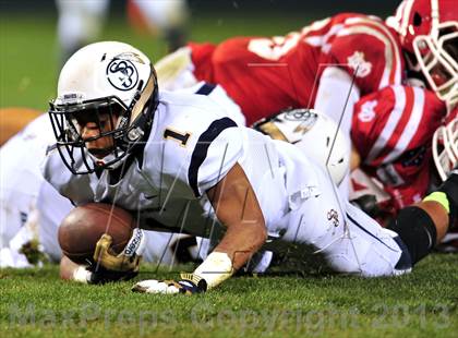Thumbnail 1 in St. John Bosco vs. Mater Dei (CIF SS Pac-5 Division Final) photogallery.