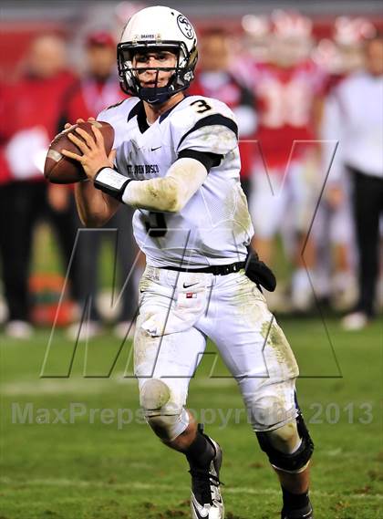 Thumbnail 3 in St. John Bosco vs. Mater Dei (CIF SS Pac-5 Division Final) photogallery.