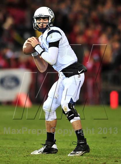 Thumbnail 3 in St. John Bosco vs. Mater Dei (CIF SS Pac-5 Division Final) photogallery.