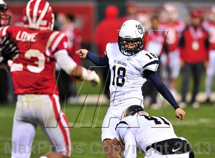 Thumbnail 2 in St. John Bosco vs. Mater Dei (CIF SS Pac-5 Division Final) photogallery.