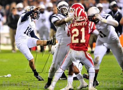 Thumbnail 3 in St. John Bosco vs. Mater Dei (CIF SS Pac-5 Division Final) photogallery.