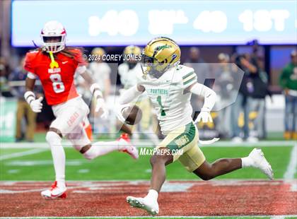 Thumbnail 1 in Langston Hughes vs Milton (GHSA 5A State Championship Final) photogallery.