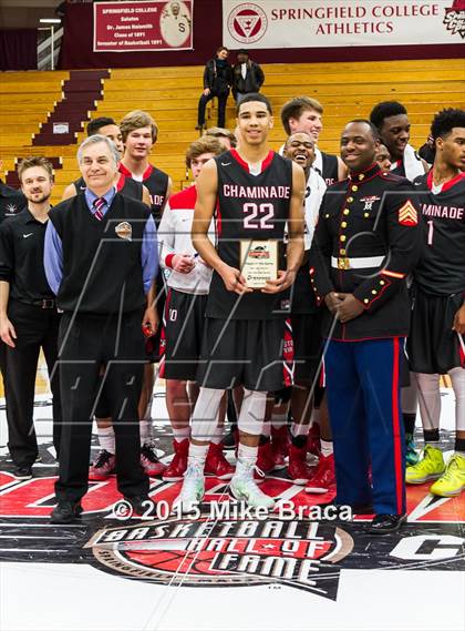 Thumbnail 3 in Paul VI vs. Chaminade (Spalding HoopHall Classic) photogallery.