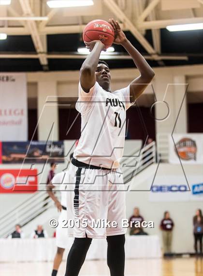 Thumbnail 2 in Paul VI vs. Chaminade (Spalding HoopHall Classic) photogallery.