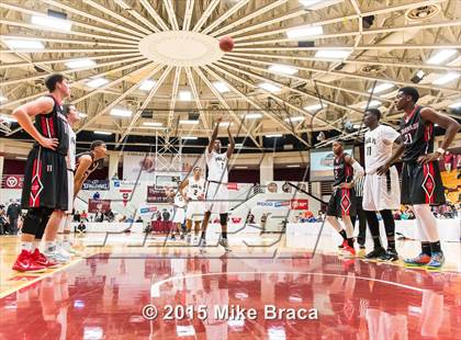 Thumbnail 1 in Paul VI vs. Chaminade (Spalding HoopHall Classic) photogallery.