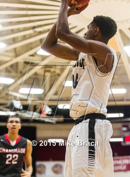 Thumbnail 2 in Paul VI vs. Chaminade (Spalding HoopHall Classic) photogallery.