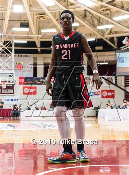Thumbnail 3 in Paul VI vs. Chaminade (Spalding HoopHall Classic) photogallery.