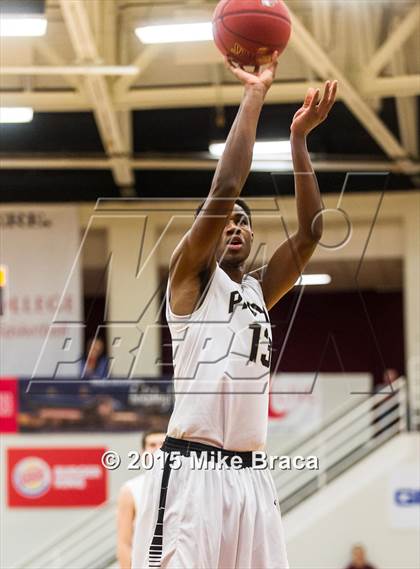 Thumbnail 3 in Paul VI vs. Chaminade (Spalding HoopHall Classic) photogallery.