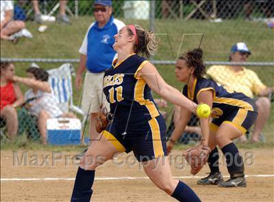 Thumbnail 2 in West Babylon vs Horseheads (NYSPHSAA Class AA Final) photogallery.