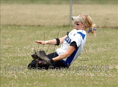 Thumbnail 2 in West Babylon vs Horseheads (NYSPHSAA Class AA Final) photogallery.