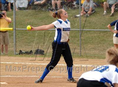 Thumbnail 3 in West Babylon vs Horseheads (NYSPHSAA Class AA Final) photogallery.