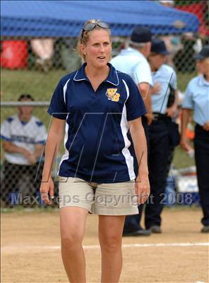 Thumbnail 3 in West Babylon vs Horseheads (NYSPHSAA Class AA Final) photogallery.