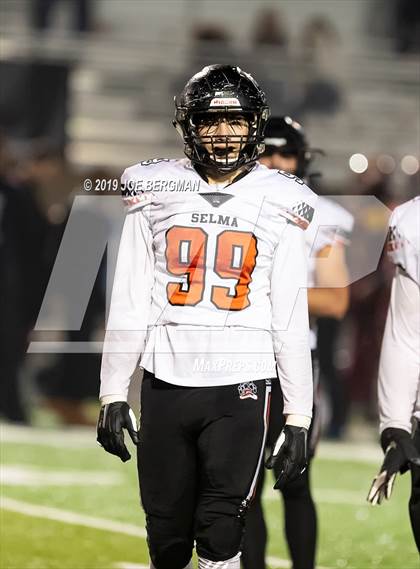 Thumbnail 1 in Selma vs. Highland (CIF D4-AA Southern Regional Final) photogallery.