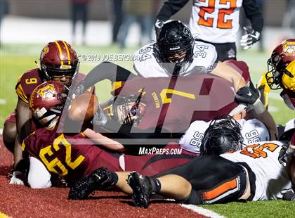 Thumbnail 1 in Selma vs. Highland (CIF D4-AA Southern Regional Final) photogallery.