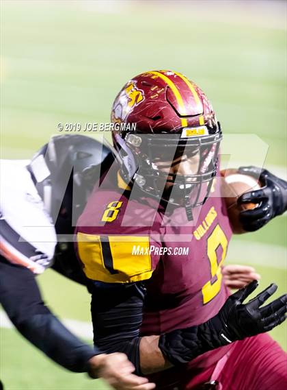 Thumbnail 2 in Selma vs. Highland (CIF D4-AA Southern Regional Final) photogallery.