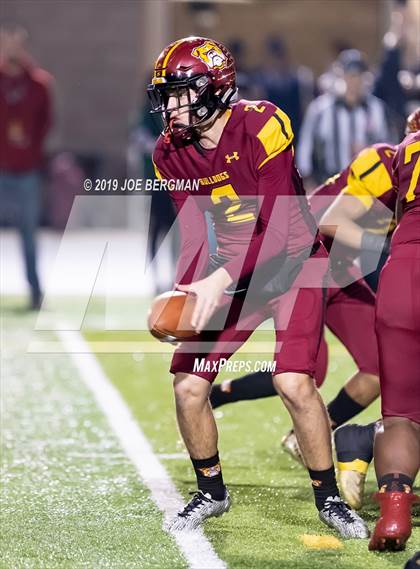 Thumbnail 2 in Selma vs. Highland (CIF D4-AA Southern Regional Final) photogallery.