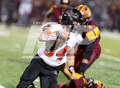 Thumbnail 2 in Selma vs. Highland (CIF D4-AA Southern Regional Final) photogallery.
