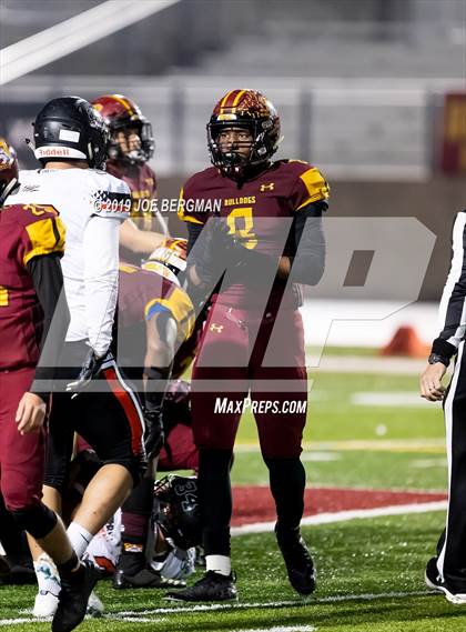 Thumbnail 2 in Selma vs. Highland (CIF D4-AA Southern Regional Final) photogallery.