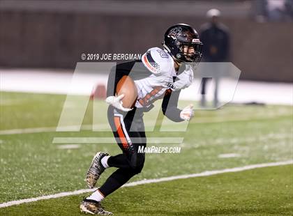 Thumbnail 2 in Selma vs. Highland (CIF D4-AA Southern Regional Final) photogallery.
