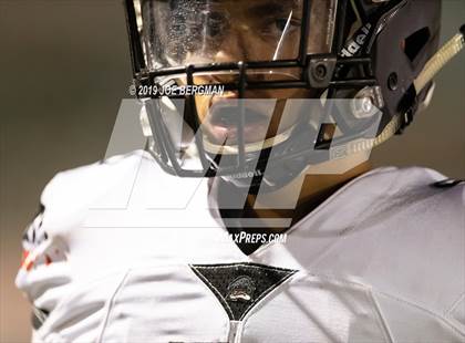 Thumbnail 3 in Selma vs. Highland (CIF D4-AA Southern Regional Final) photogallery.