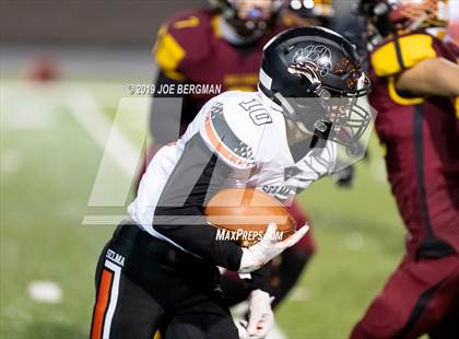 Thumbnail 3 in Selma vs. Highland (CIF D4-AA Southern Regional Final) photogallery.