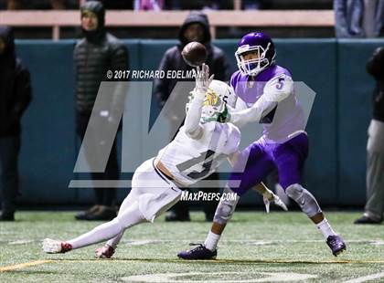Thumbnail 3 in Garfield vs Eastside Catholic (WIAA 3A Quaterfinal) photogallery.