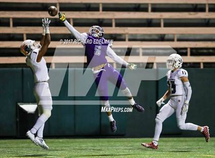 Thumbnail 1 in Garfield vs Eastside Catholic (WIAA 3A Quaterfinal) photogallery.