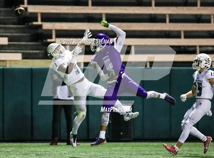 Thumbnail 1 in Garfield vs Eastside Catholic (WIAA 3A Quaterfinal) photogallery.