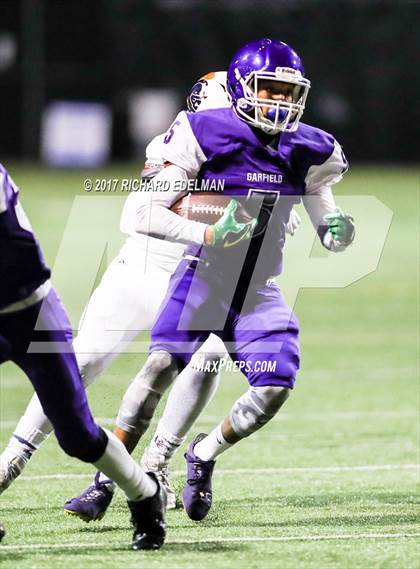 Thumbnail 2 in Garfield vs Eastside Catholic (WIAA 3A Quaterfinal) photogallery.