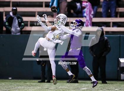 Thumbnail 2 in Garfield vs Eastside Catholic (WIAA 3A Quaterfinal) photogallery.