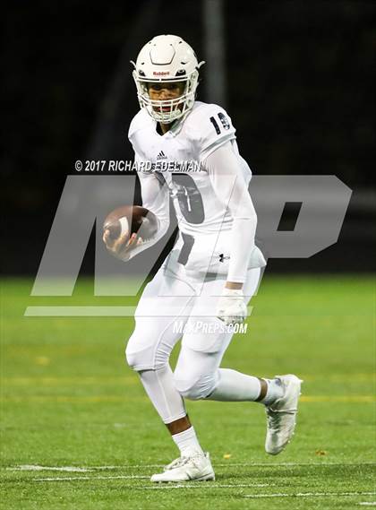 Thumbnail 1 in Garfield vs Eastside Catholic (WIAA 3A Quaterfinal) photogallery.