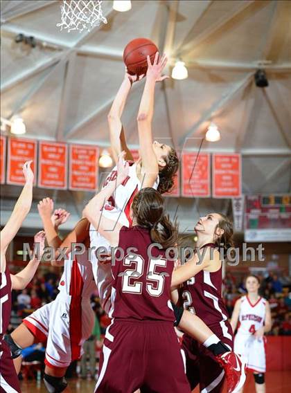 Thumbnail 2 in McPherson vs Hays (McPherson Optimist Tournament) photogallery.