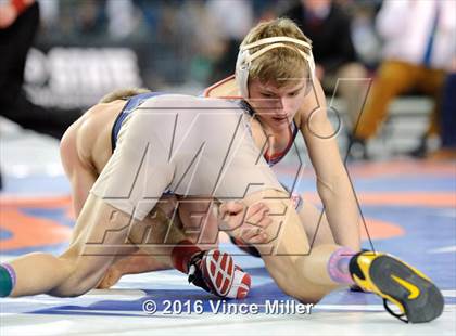 Thumbnail 2 in WIAA 3A 138 LB Championship  photogallery.