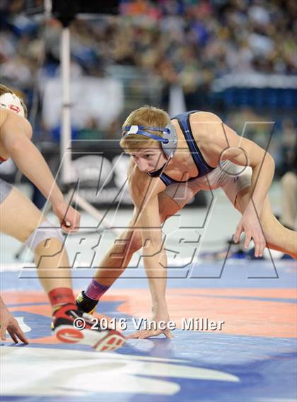 Thumbnail 2 in WIAA 3A 138 LB Championship  photogallery.