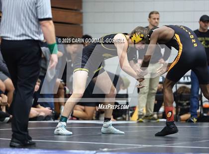 Thumbnail 3 in North East Carolina Prep vs Southwest Onslow (Blood Penu Duals) photogallery.