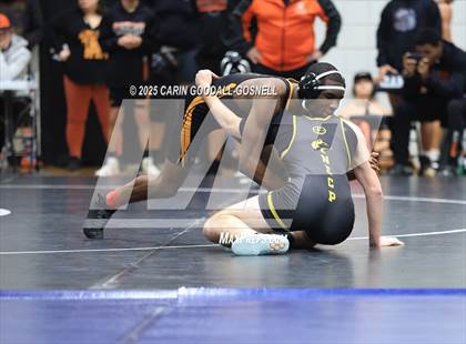 Thumbnail 2 in North East Carolina Prep vs Southwest Onslow (Blood Penu Duals) photogallery.