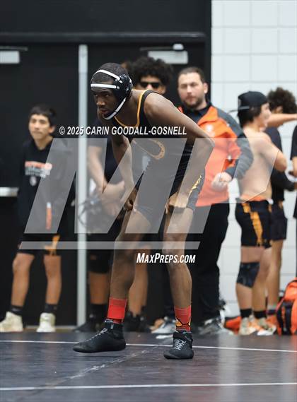 Thumbnail 3 in North East Carolina Prep vs Southwest Onslow (Blood Penu Duals) photogallery.