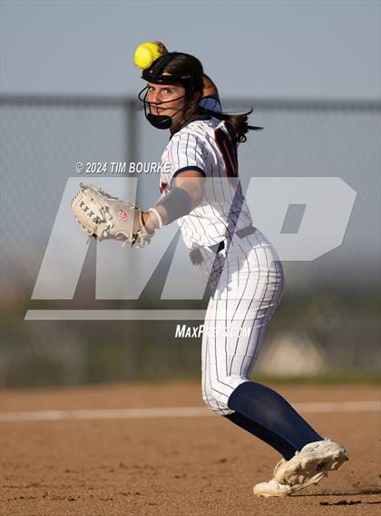 Thumbnail 3 in Legend @ Mountain Vista photogallery.