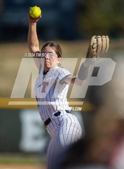 Thumbnail 1 in Legend @ Mountain Vista photogallery.