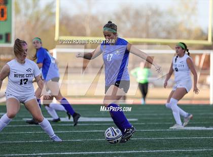Thumbnail 3 in Midlothian vs. Royse City (UIL 5A R2 Bi-District Playoff) photogallery.