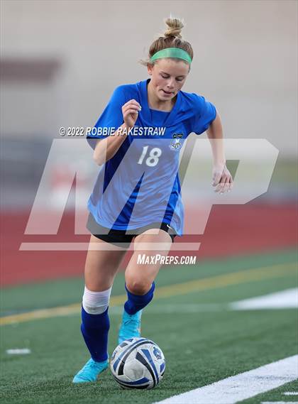 Thumbnail 1 in Midlothian vs. Royse City (UIL 5A R2 Bi-District Playoff) photogallery.